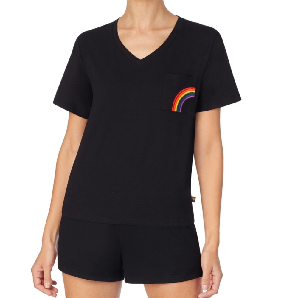 🌈V-neck short sleeved pocket tee embroidered rainbow pride NEW by Room Service